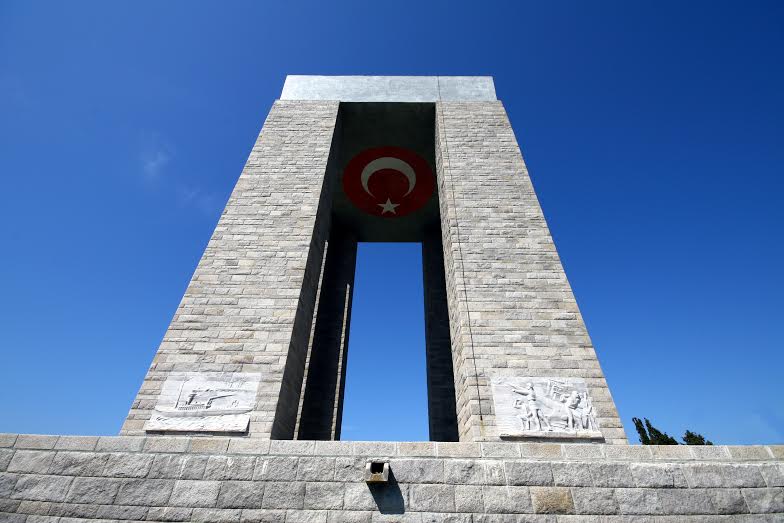 Çanakkale Şehitlik Abidesi - Parion House Hotel